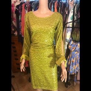 Vicky Tiel Cockrail Dress apple Green Sequin Split Sleeves
